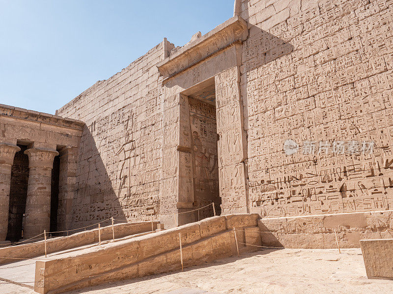 Medinet Habu神庙的柱子